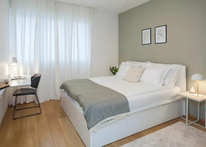 Apartament Luxury Ivari *