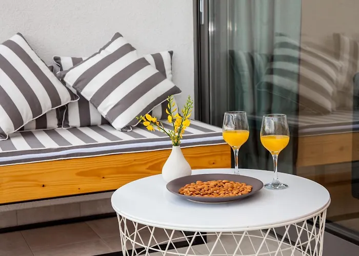 Luxury Ivari * سبليت